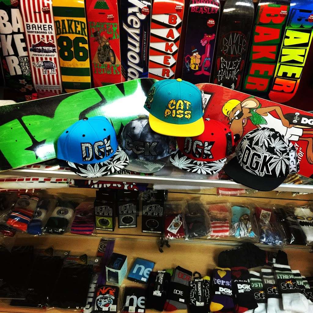 Junkys Skate Shop | 1945 E Riverside Dr #3b, Ontario, CA 91761, USA | Phone: (909) 730-5022