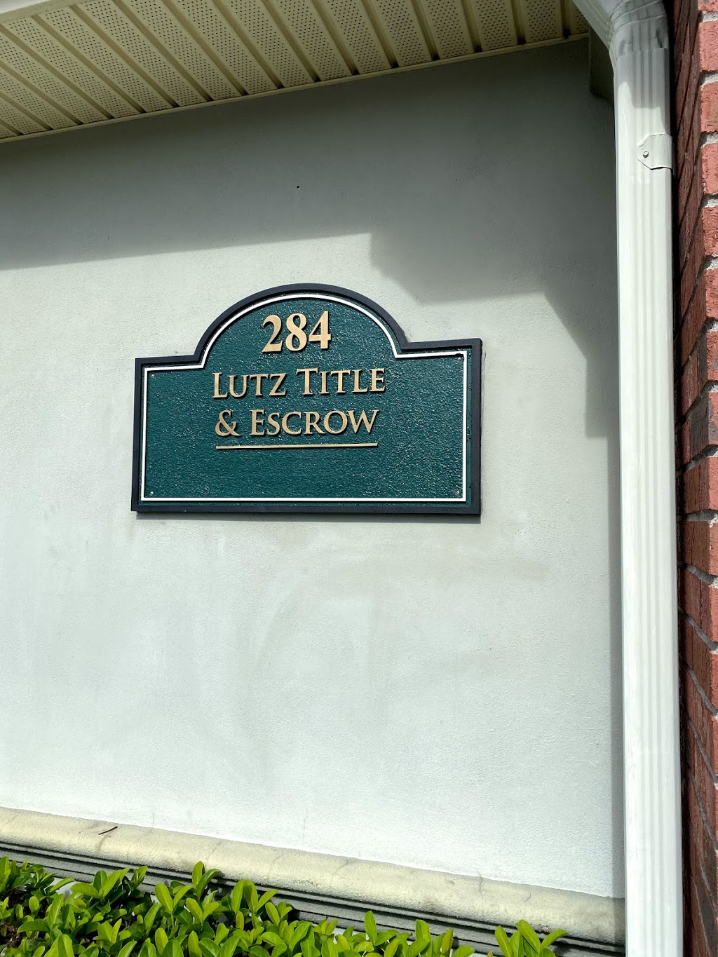 Lutz Title and Escrow | 282 Crystal Grove Blvd, Lutz, FL 33548, USA | Phone: (813) 302-1700
