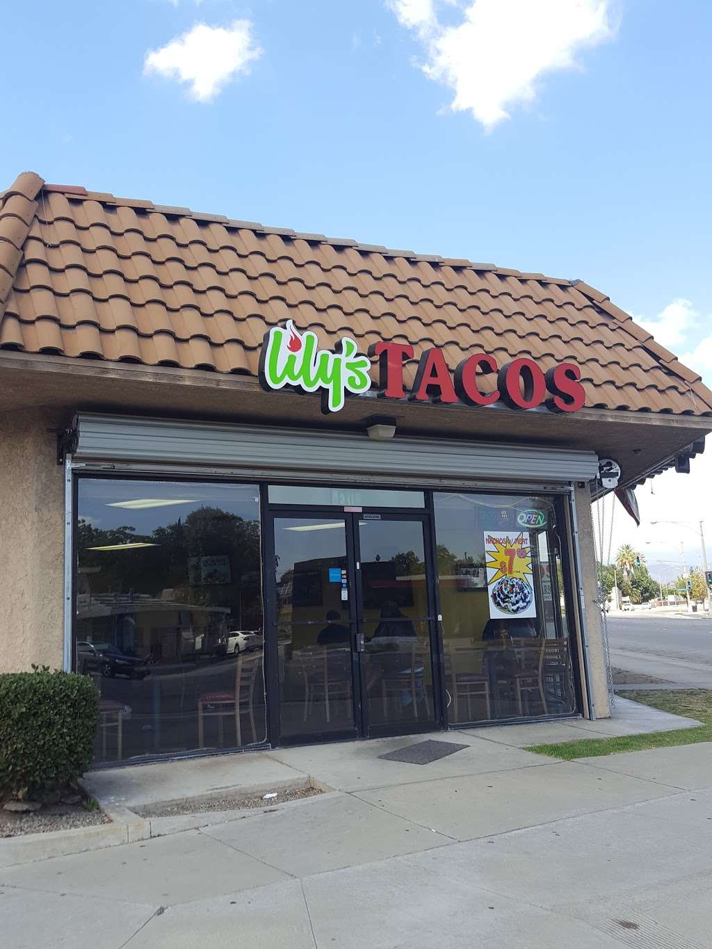 Lilys Tacos | 901 N Garey Ave, Pomona, CA 91767 | Phone: (909) 622-0444