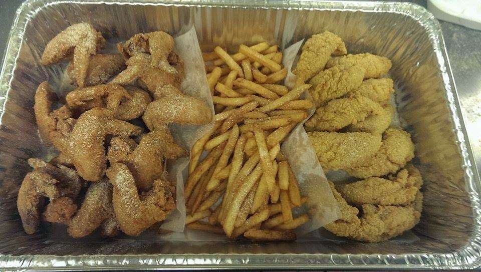 Royal Fish And Chicken | 10030 E 38th St, Indianapolis, IN 46235, USA | Phone: (317) 890-5200