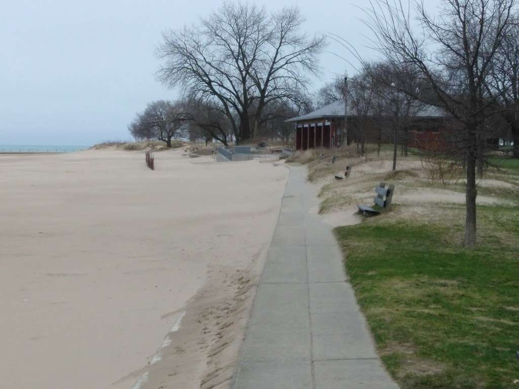 Lakefront Trail Start | Lakefront Trail, Chicago, IL 60660, USA