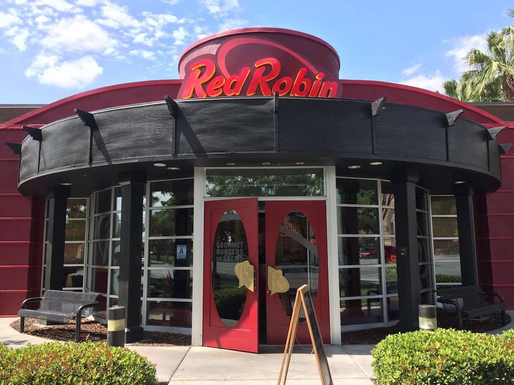 Red Robin Gourmet Burgers and Brews | 3903 Grand Ave, Chino, CA 91710, USA | Phone: (909) 591-7909