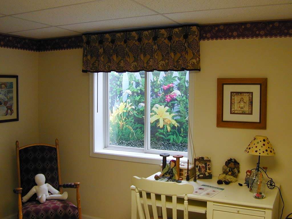 Scenic Window Wells | 120 Prairie Lake Rd Unit D, East Dundee, IL 60118, USA | Phone: (847) 844-1300