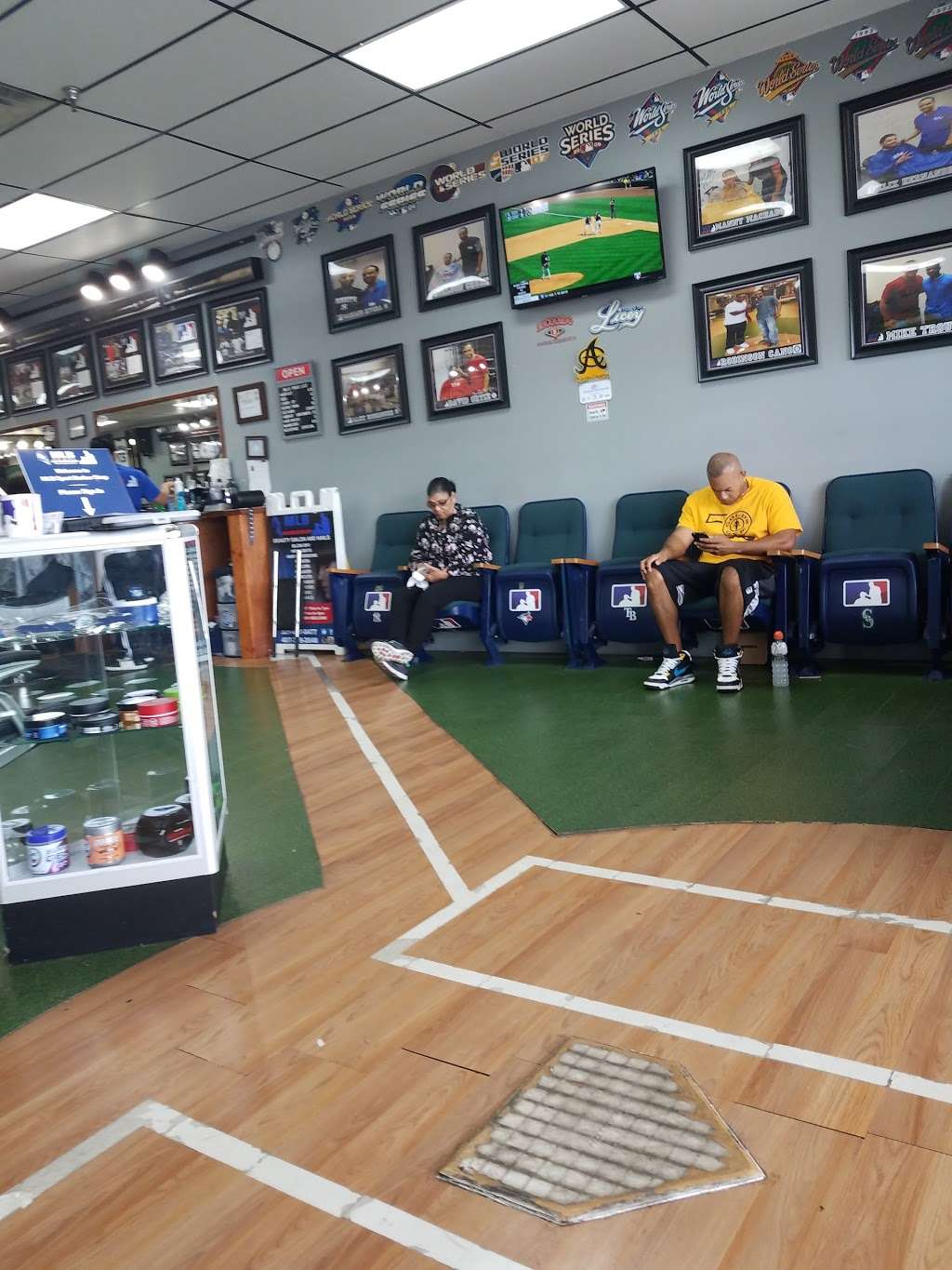 mlb barber shop