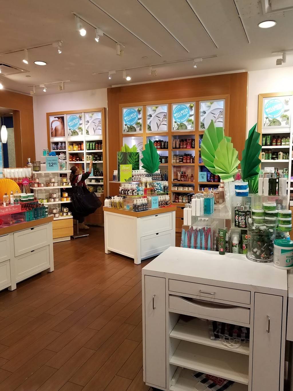 Bath & Body Works | 8073 CITRUS PARK, TOWN CENTER, Tampa, FL 33625, USA | Phone: (813) 926-0946