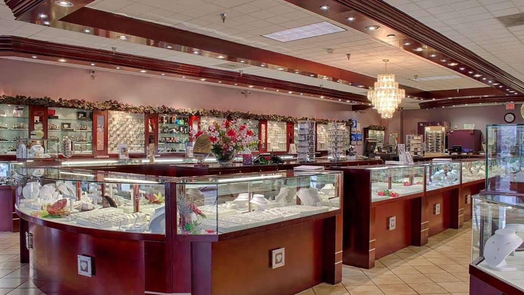 Hickory Jewelry Exchange | 2213 US Hwy 70 SE, Hickory, NC 28602, USA | Phone: (828) 322-4898