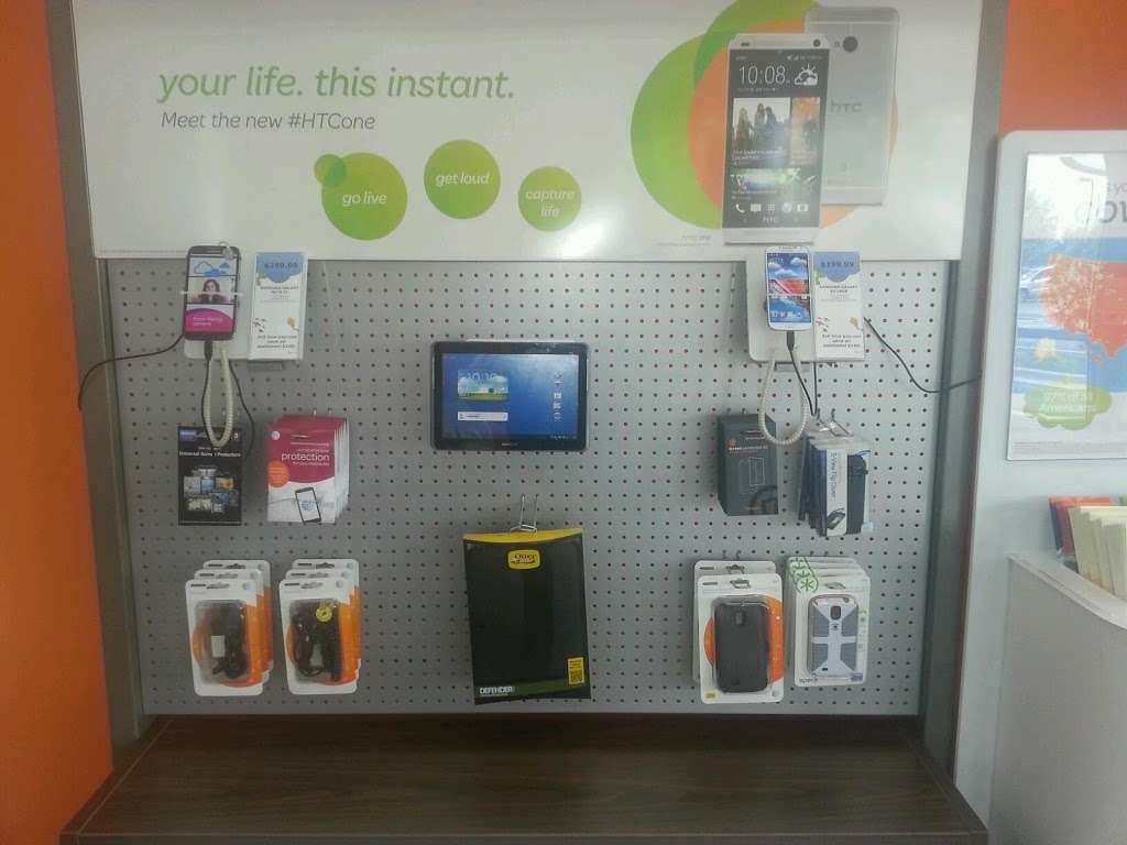 AT&T Store | 10485 N Michigan Rd #100, Carmel, IN 46032 | Phone: (317) 415-0810