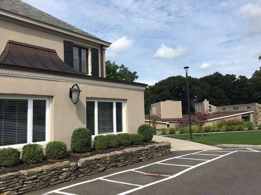 Saddle River Day School | 147 Chestnut Ridge Rd, Saddle River, NJ 07458 | Phone: (201) 327-4050