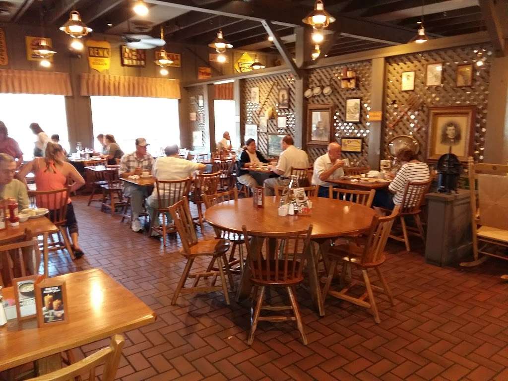 Cracker Barrel Old Country Store | 21 Industrial Dr, Hamburg, PA 19526, USA | Phone: (610) 562-3622