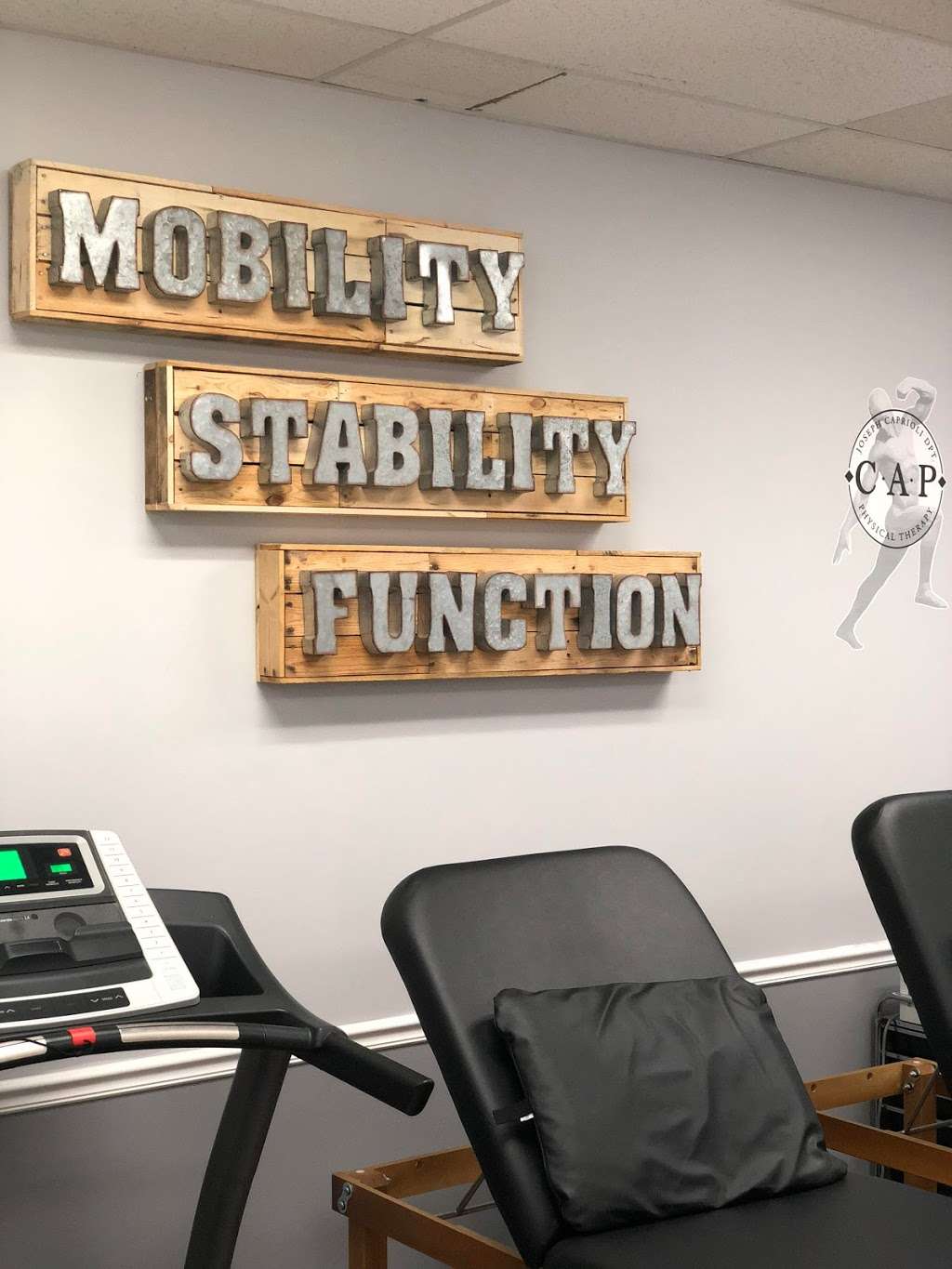 CAP Physical Therapy | 1344 Hicksville Rd, Massapequa, NY 11758, United States | Phone: (516) 704-7777