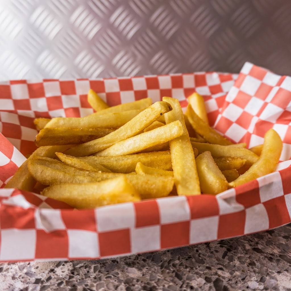 Mugsy Dogs | 3160 E Queen Creek Rd #101, Gilbert, AZ 85297, USA | Phone: (480) 719-6088
