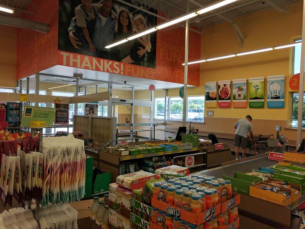 ALDI | 1321 Centennial Ave, Piscataway Township, NJ 08854, USA | Phone: (855) 955-2534