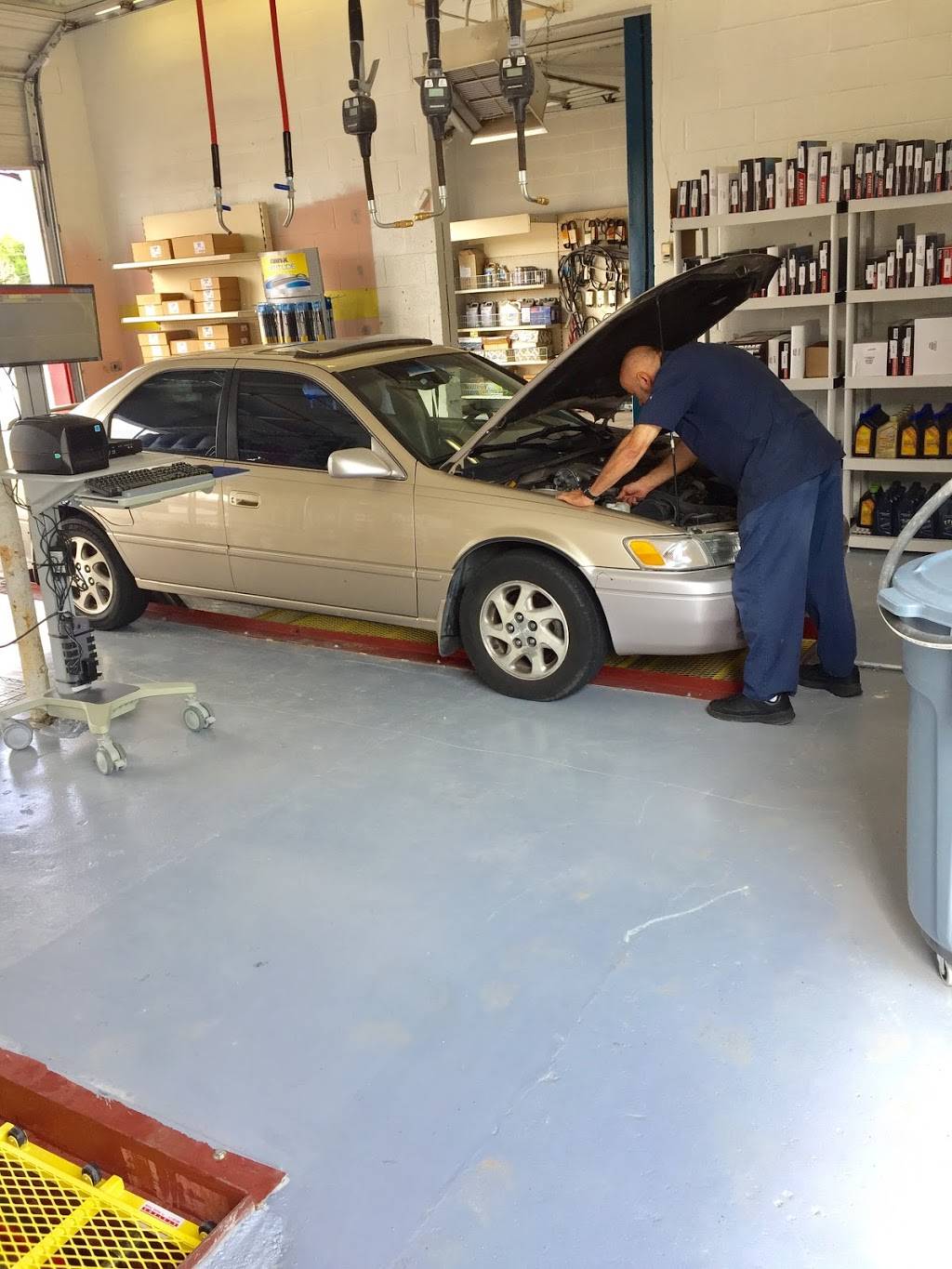 Hurst Lube & Mechanic | 525 W Pipeline Rd, Hurst, TX 76053, USA | Phone: (817) 510-6500