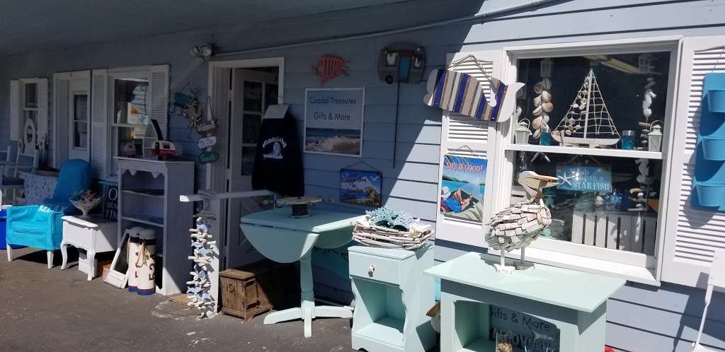 Coastal Treasures and Slipcovers & More | 1580 Eastshore Rd, Bodega Bay, CA 94923, USA | Phone: (707) 321-5696