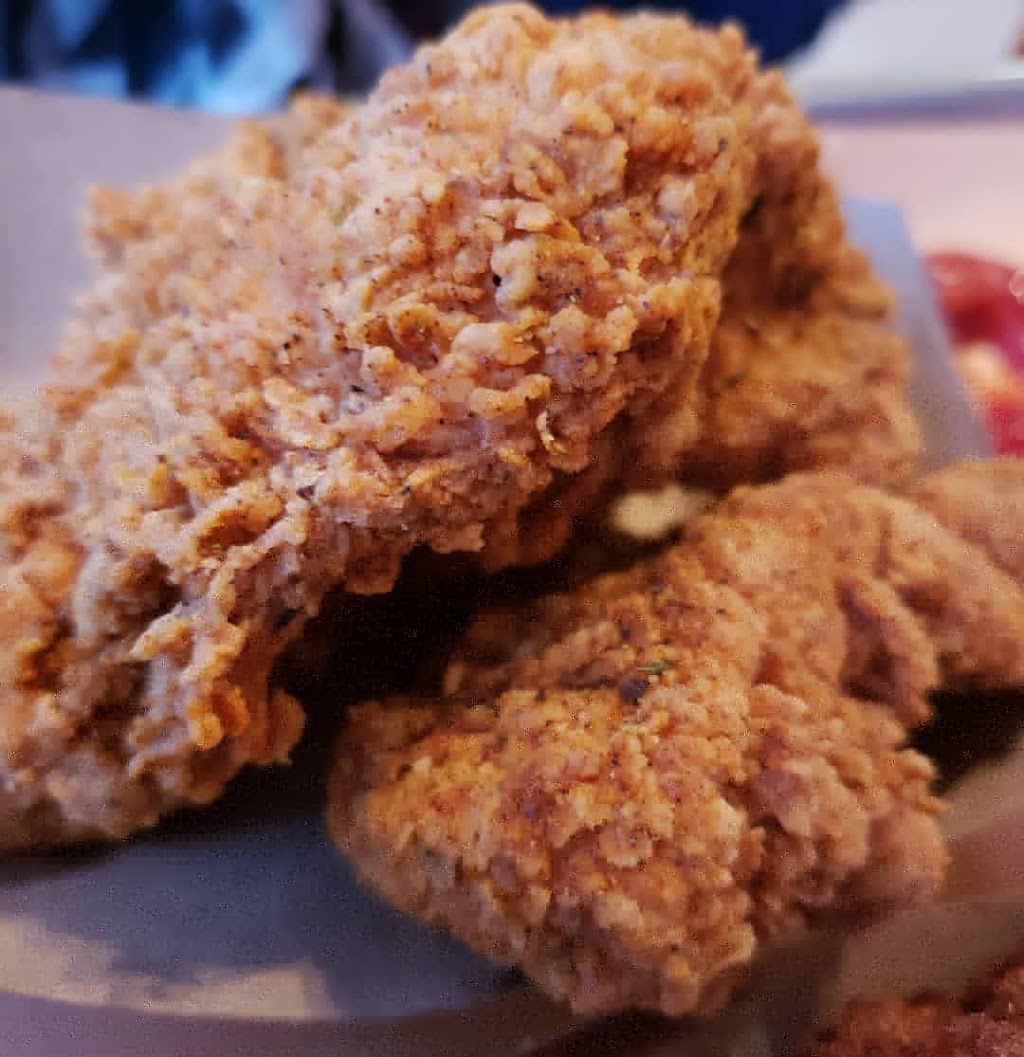 Boxcar Fried Chicken and Biscuits | 2698 Fremont Dr, Sonoma, CA 95476, USA | Phone: (707) 938-7370