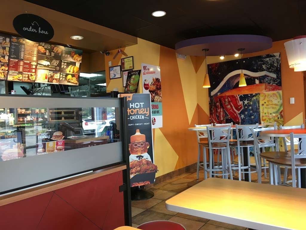 Taco Bell | 4290 Clairemont Mesa Blvd, San Diego, CA 92117, USA | Phone: (858) 274-1287