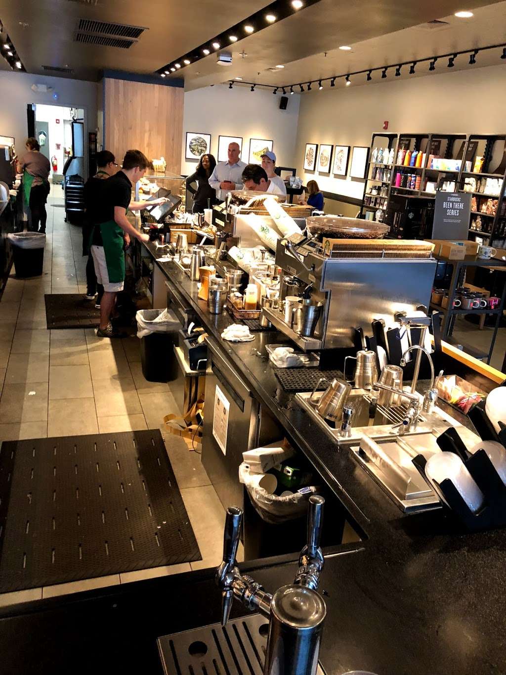 Starbucks | 80 Morristown Rd Unit 10, Bernardsville, NJ 07924, USA | Phone: (908) 204-8973