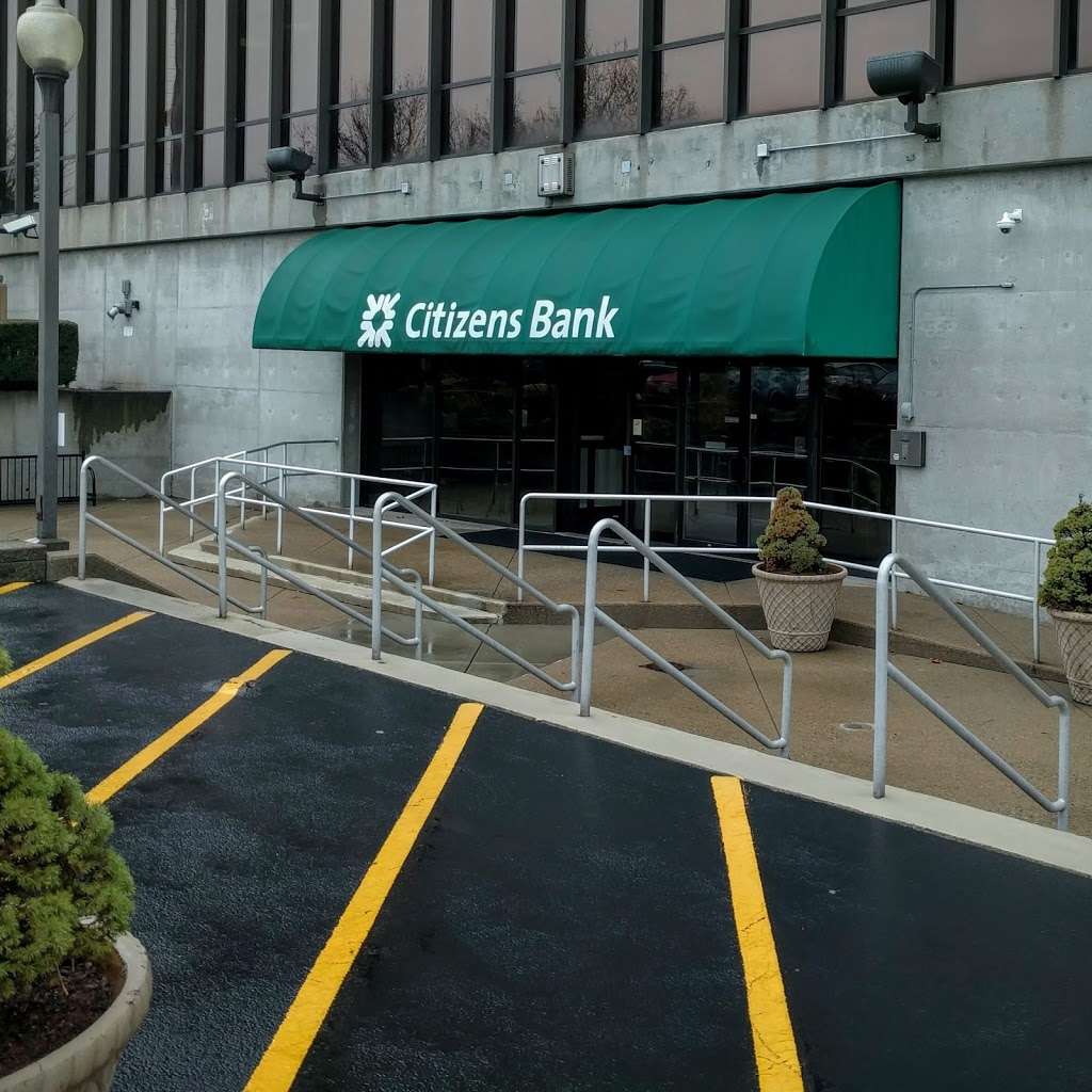 Citizens Bank | 67 Cumberland St, Woonsocket, RI 02895, USA | Phone: (401) 767-3654