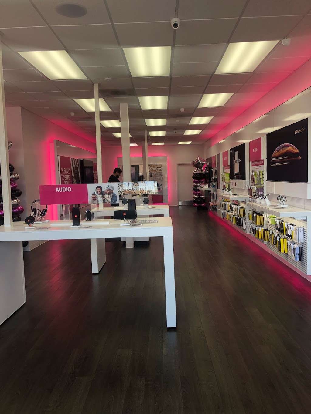 T-Mobile | 12257 La Mirada Blvd, La Mirada, CA 90638, USA | Phone: (562) 758-3453