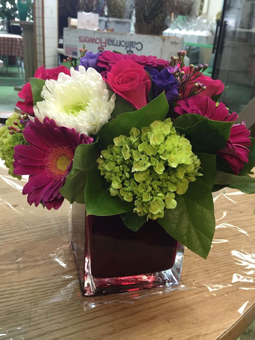 Mums the Word Floral Shoppe | 129 Merchants Way, Marlton, NJ 08053, USA | Phone: (856) 988-9277