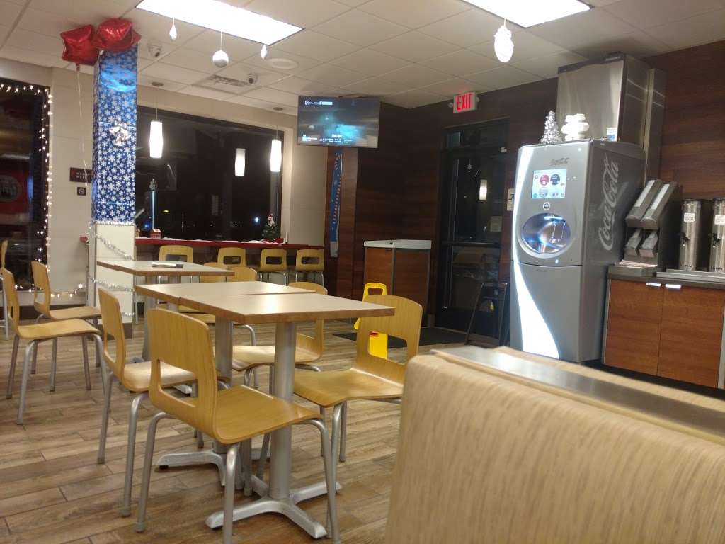 Wendys | 300 S Black Horse Pike, Bellmawr, NJ 08031, USA | Phone: (856) 931-0025