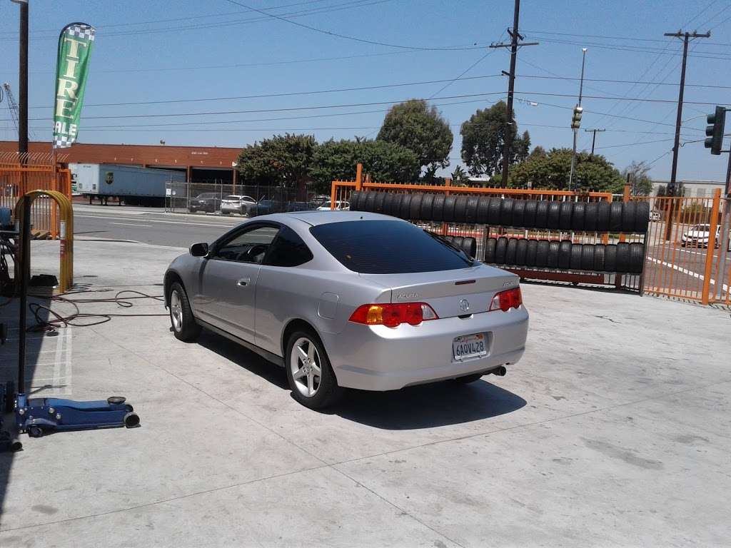 El Tapatio Auto Center & Towing | 15220 San Pedro St, Gardena, CA 90248, USA | Phone: (310) 324-4797