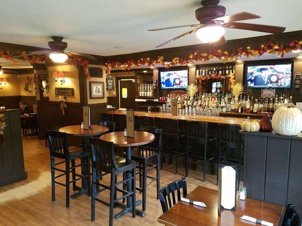 Carriage House Restaurant & Tavern | 2605 NY-22, Patterson, NY 12563, USA | Phone: (845) 319-6057