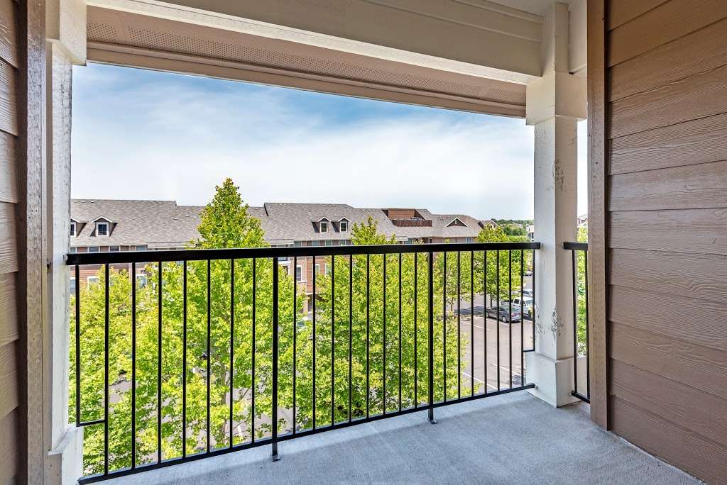 West End at CityCenter Apartments | 17410 W 86th Terrace, Lenexa, KS 66219, USA | Phone: (888) 643-2962