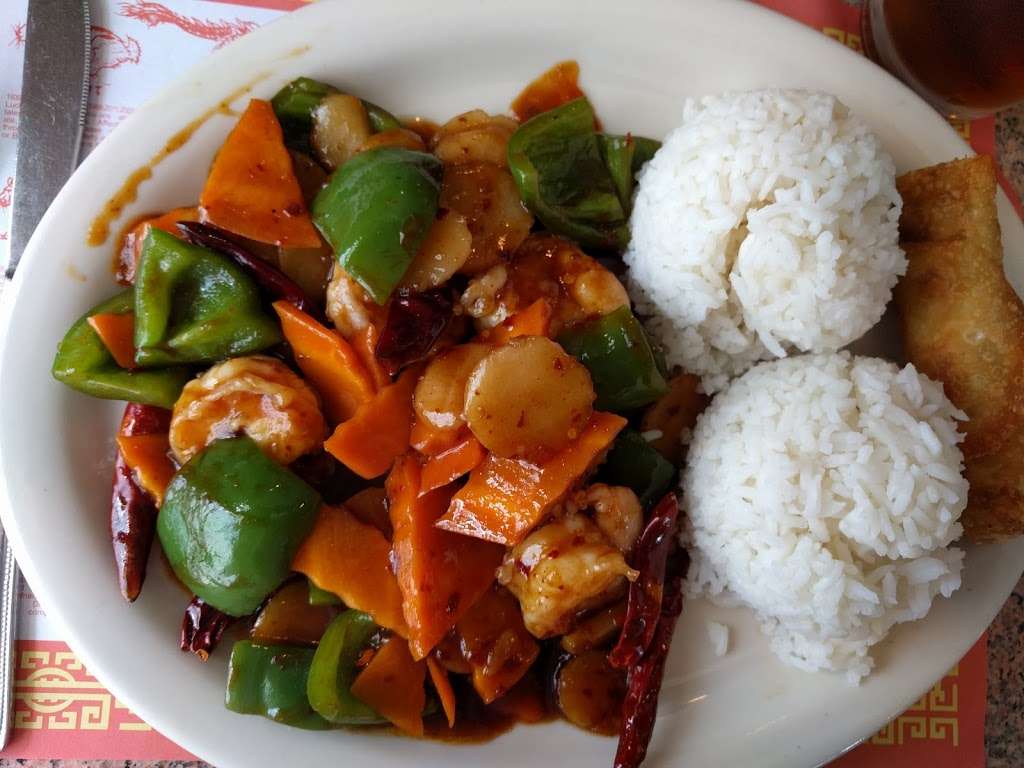 Golden Wok Restaurant | Located in, 3468 Ella Blvd, Houston, TX 77018, USA | Phone: (713) 957-1551