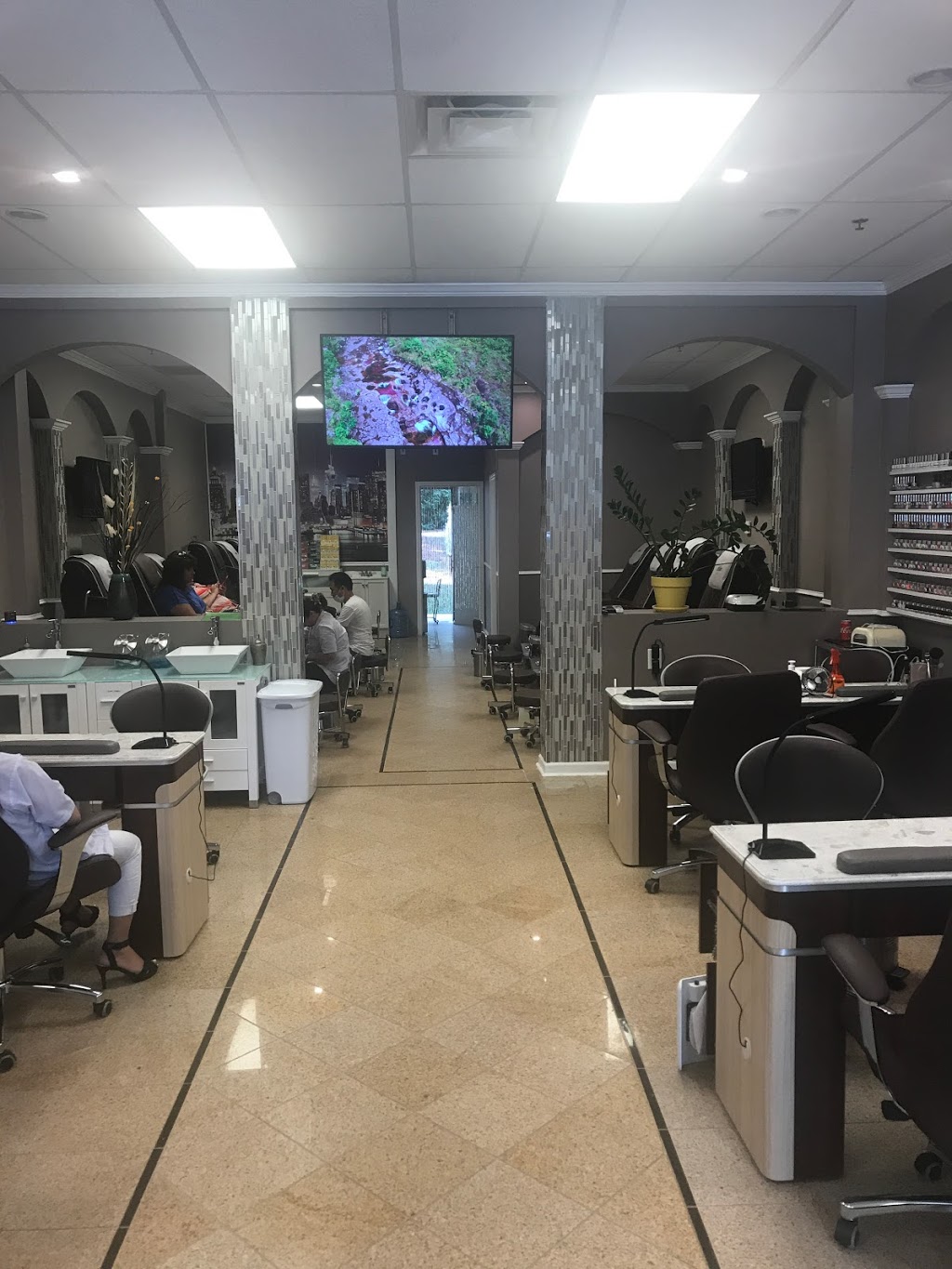 Luxury Nails | 10130 Green Level Church Road # 308, Cary, NC 27519, USA | Phone: (919) 388-4249