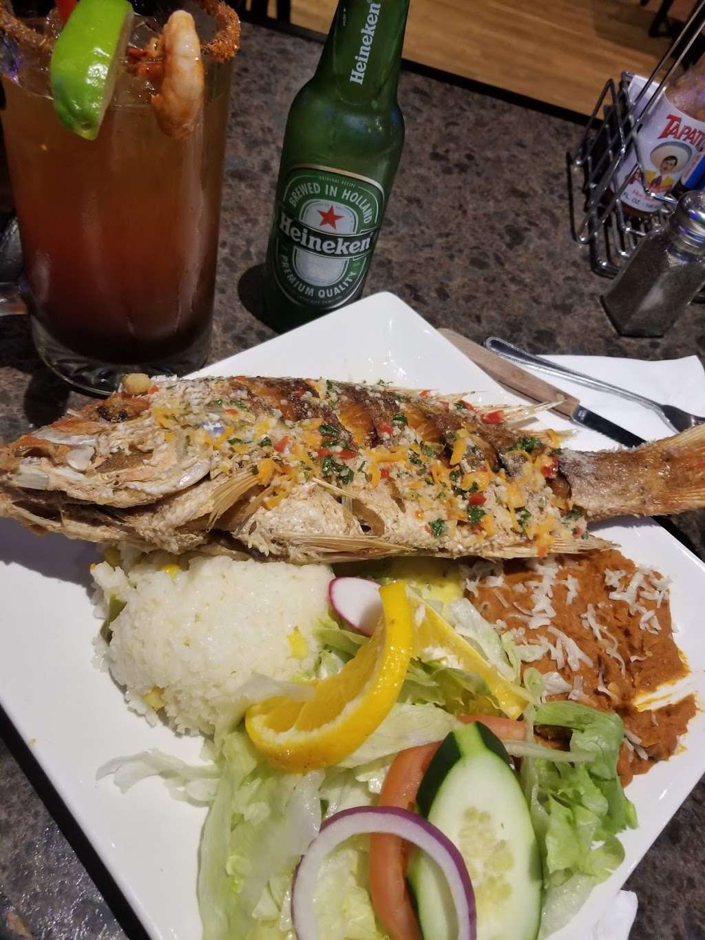 Mariscos Uruapan | 16034 Arrow Hwy, Irwindale, CA 91706, USA | Phone: (626) 338-1550