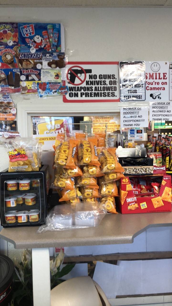 SHAKEY JAKES PLACE VARIETY STORE | 2412 E 17th St N, Wichita, KS 67214, USA | Phone: (316) 636-7745