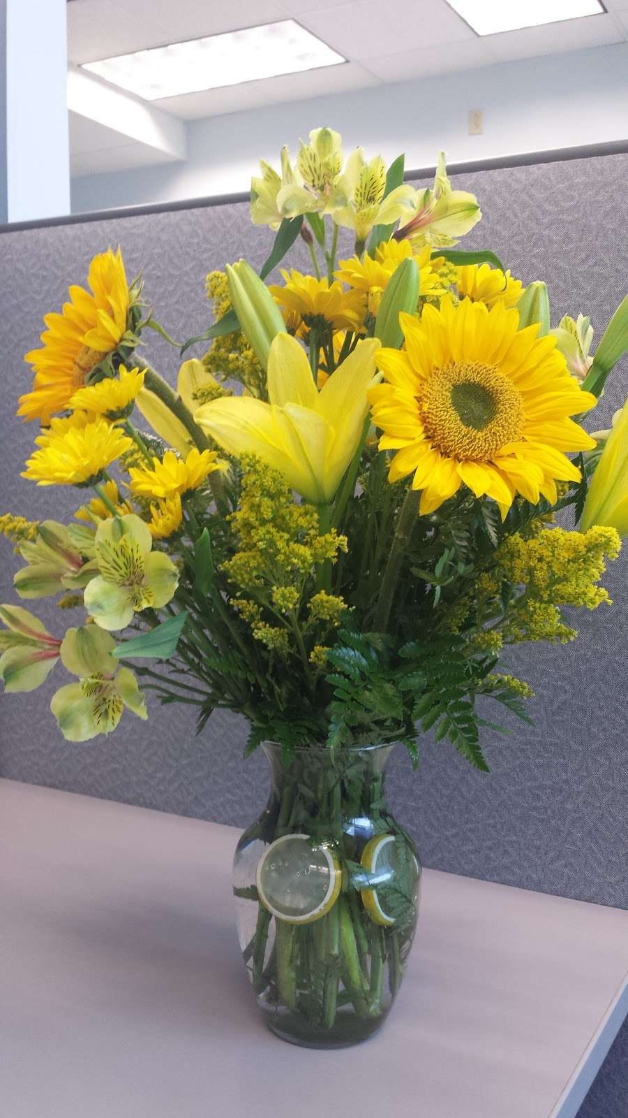 Brandywine Floral Design | 1419 West Chester Pike, West Chester, PA 19382, USA | Phone: (484) 401-9353