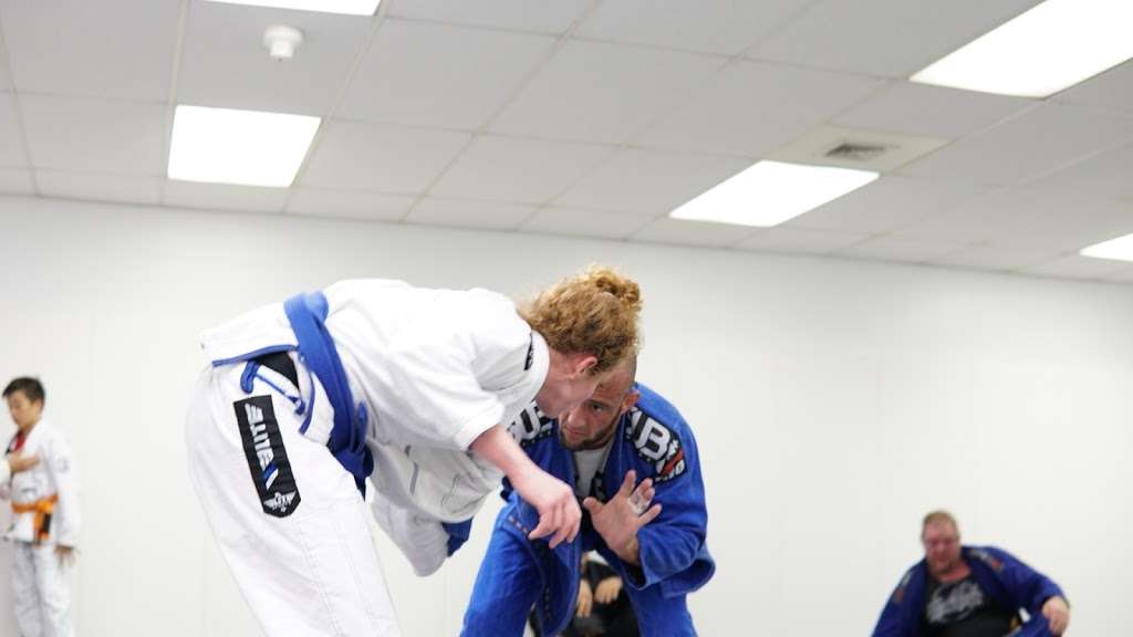 Abmar Barbosa Jiu Jitsu Academy | 8460-D Tyco Rd, Vienna, VA 22182, USA | Phone: (703) 869-8001