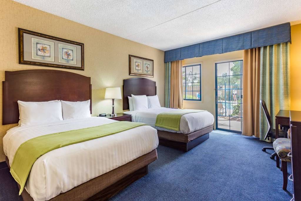 Days Hotel by Wyndham Mesa Near Phoenix | 333 W Juanita Ave, Mesa, AZ 85210, USA | Phone: (480) 582-0018