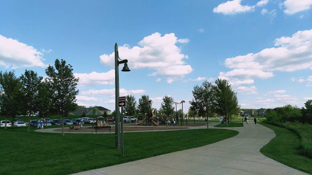 Lakeside Commons Park | 3020 Lakes Pkwy, Blaine, MN 55449, USA | Phone: (763) 784-6700