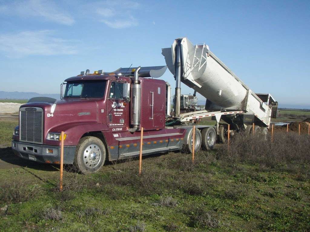 D&H Trucking | 3950 Petaluma Blvd N, Petaluma, CA 94952, USA | Phone: (707) 975-6256
