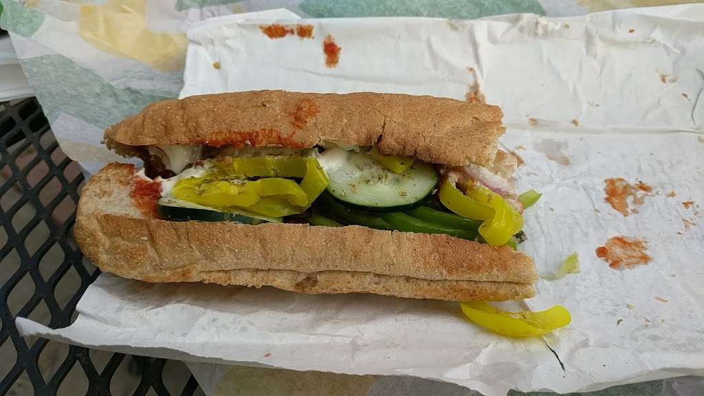 Subway Restaurants | 7960 Niwot Rd #B10 Cottonwood Park, Square S/C, Niwot, CO 80503, USA | Phone: (303) 652-6474