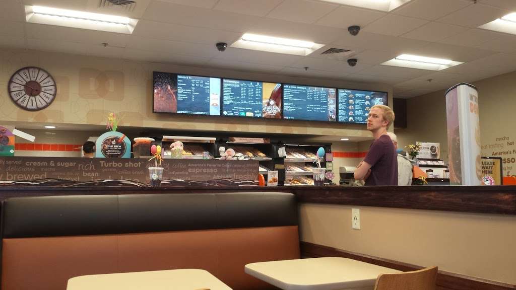 Dunkin Donuts | 861 E State Rd 434 #1055, Winter Springs, FL 32708 | Phone: (407) 542-0360