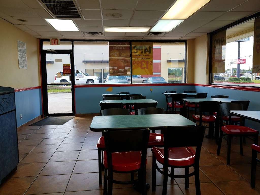 Churchs Chicken | 806 S Columbia Dr, West Columbia, TX 77486, USA | Phone: (979) 345-5427