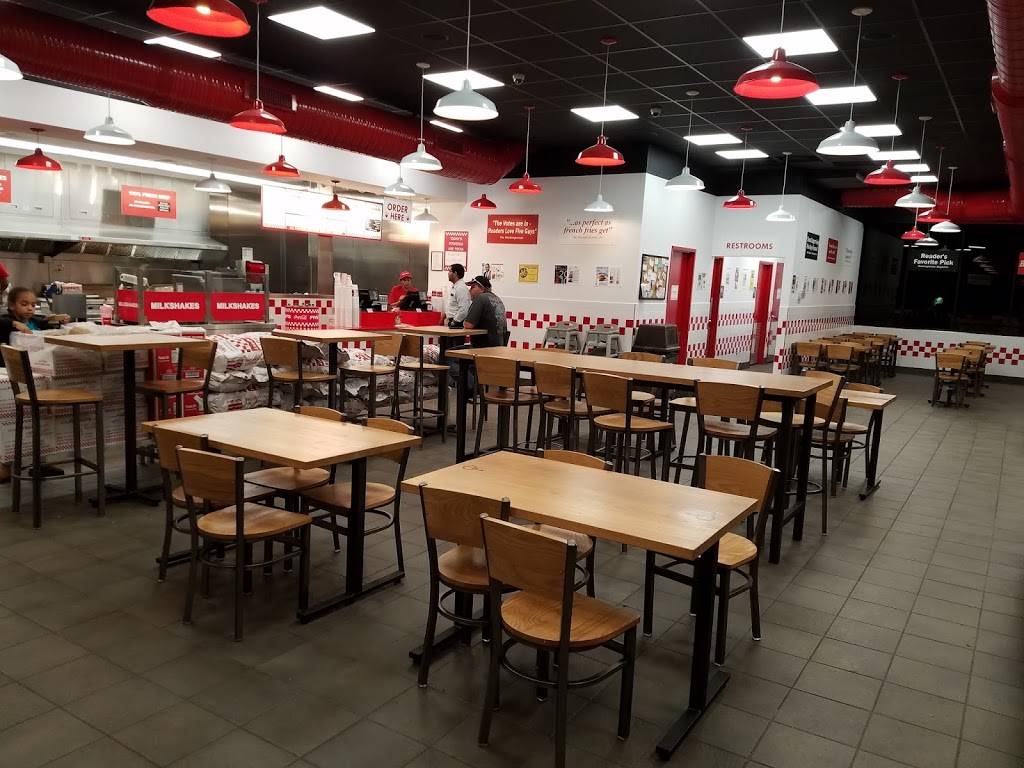 Five Guys | 12413 Tennessee Plaza, Midlothian, VA 23112, USA | Phone: (804) 763-6002