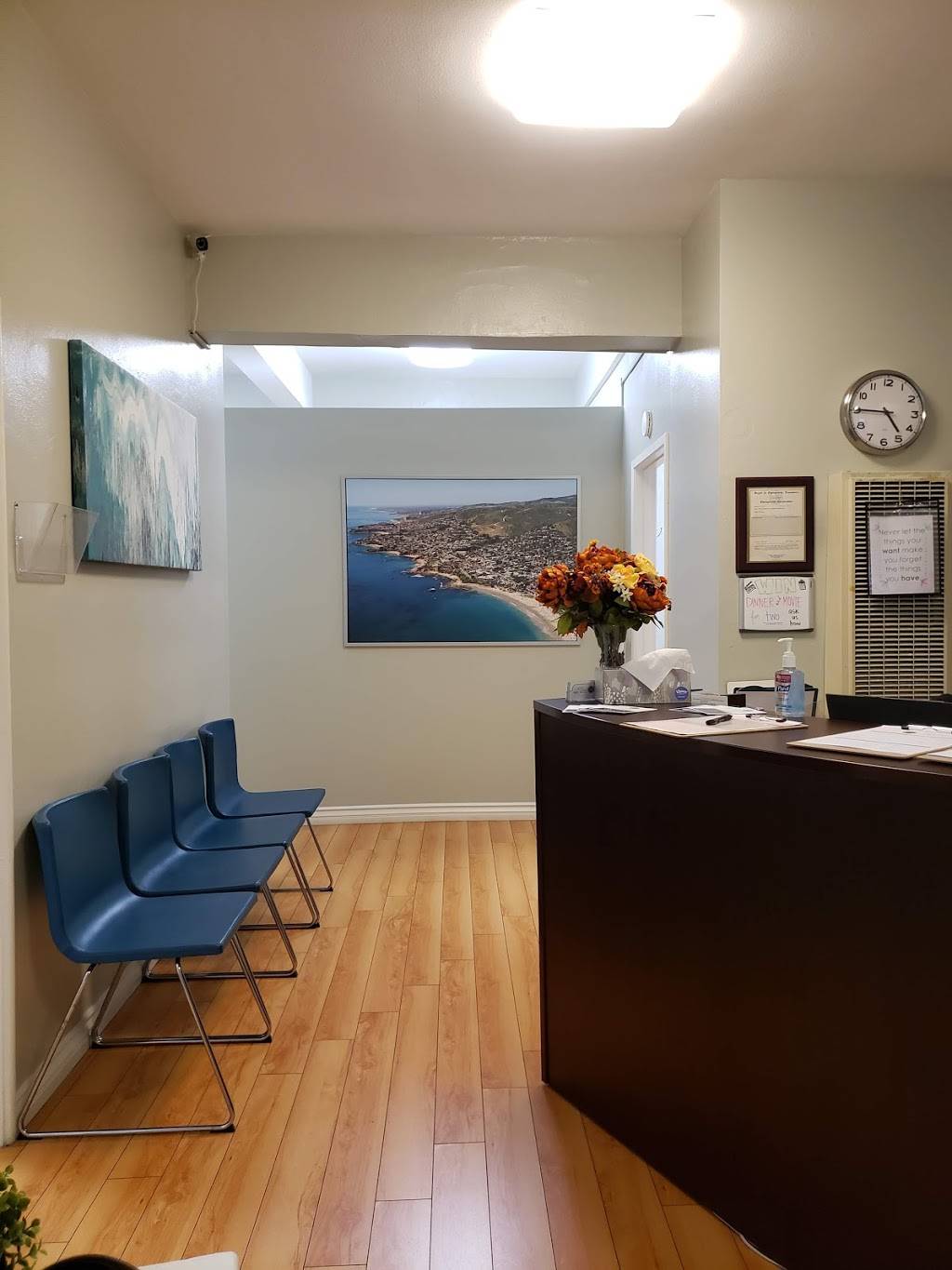 Costa Vista Chiropractic Barnette Corporation | 2218 N Main St, Santa Ana, CA 92706, USA | Phone: (714) 804-2275