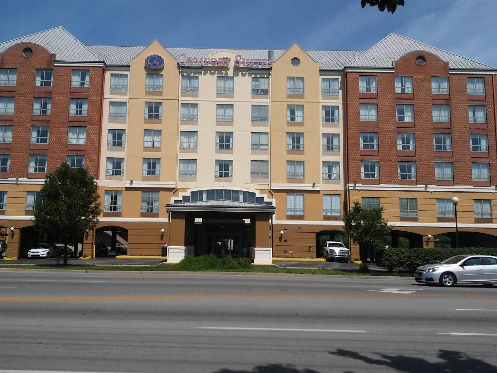 Comfort Suites Newport - Cincinnati Riverfront | 420 Riverboat Row, Newport, KY 41071, USA | Phone: (859) 757-4590