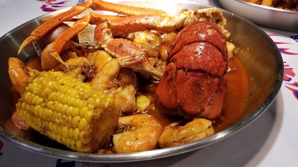 Crab Du Jour | 1015 Chancellor Park Dr, Charlotte, NC 28213, USA | Phone: (980) 960-9996