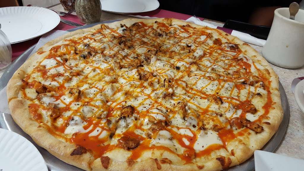 Sandys Pizza | 322 Rues Ln, East Brunswick, NJ 08816, USA | Phone: (732) 254-1313