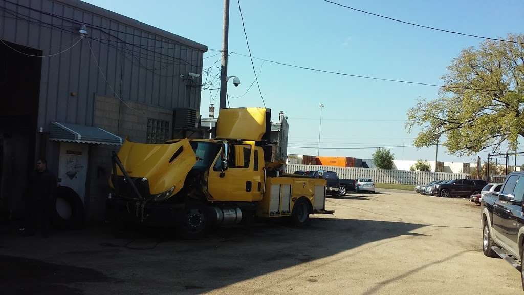 J & Sons Truck Repair | 5335 Ogden Ave, Cicero, IL 60804 | Phone: (708) 656-7100