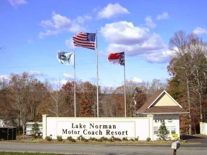 Lake Norman Motor Coach Resort | 6738 NC-150, Sherrills Ford, NC 28673, USA | Phone: (704) 966-6224