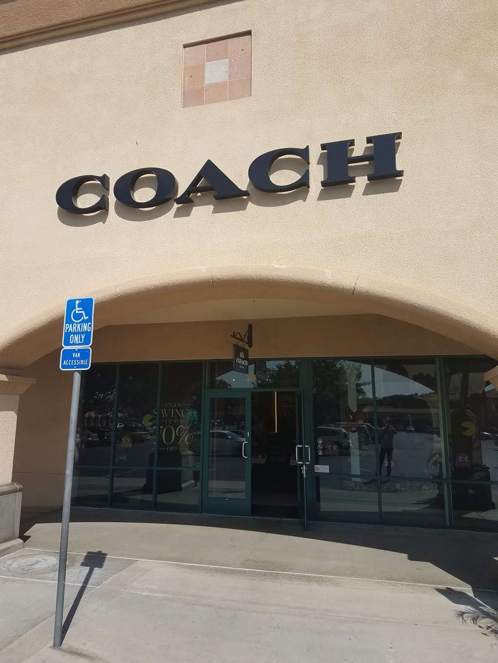 COACH CAMARILLO MENS | 740 Ventura Blvd #518, Camarillo, CA 93010, USA | Phone: (805) 383-0471