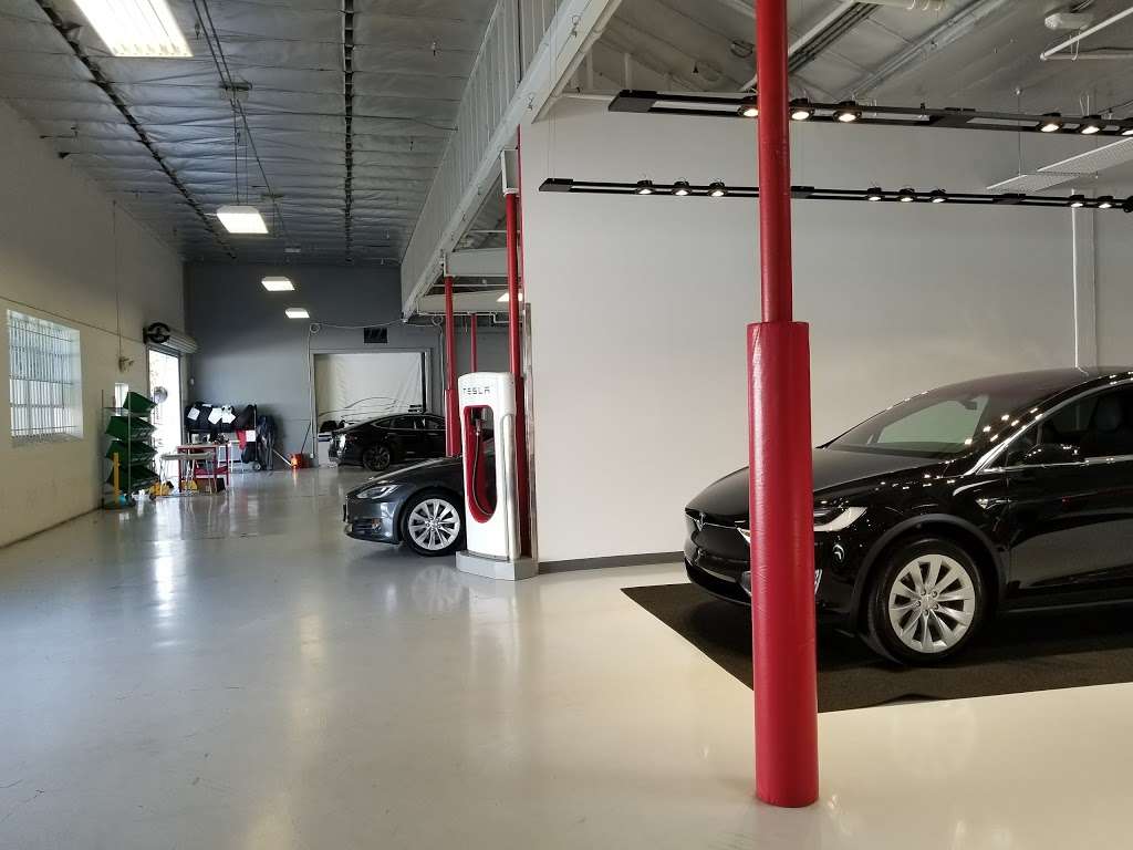 Tesla | 5840 W Centinela Ave, Los Angeles, CA 90045 | Phone: (310) 649-5463