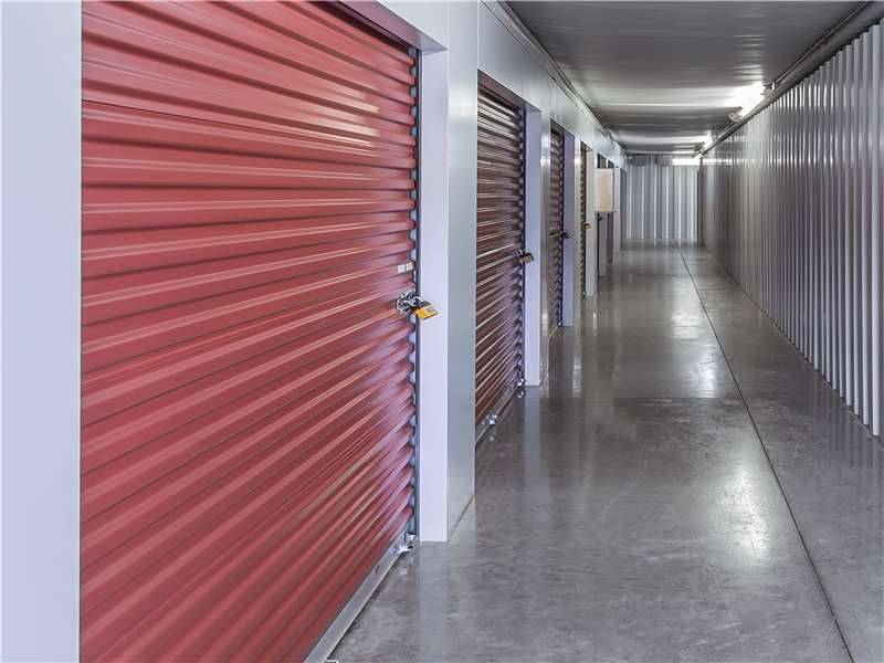 Extra Space Storage | 8100 Hamilton Ave, Cincinnati, OH 45231, USA | Phone: (513) 521-1200